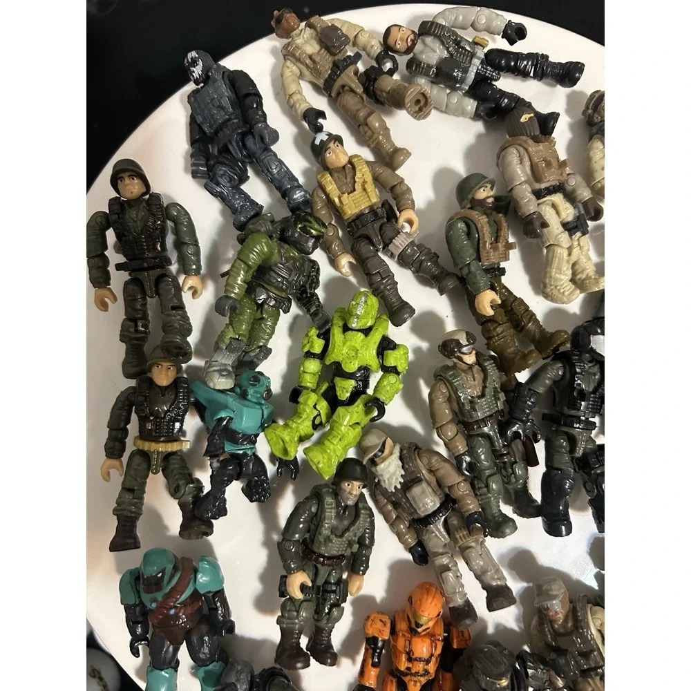 Mega Blocks Construx Halo Big Lot 26 Figures USED/PRE-OWNED Rare VTG Mini Figure